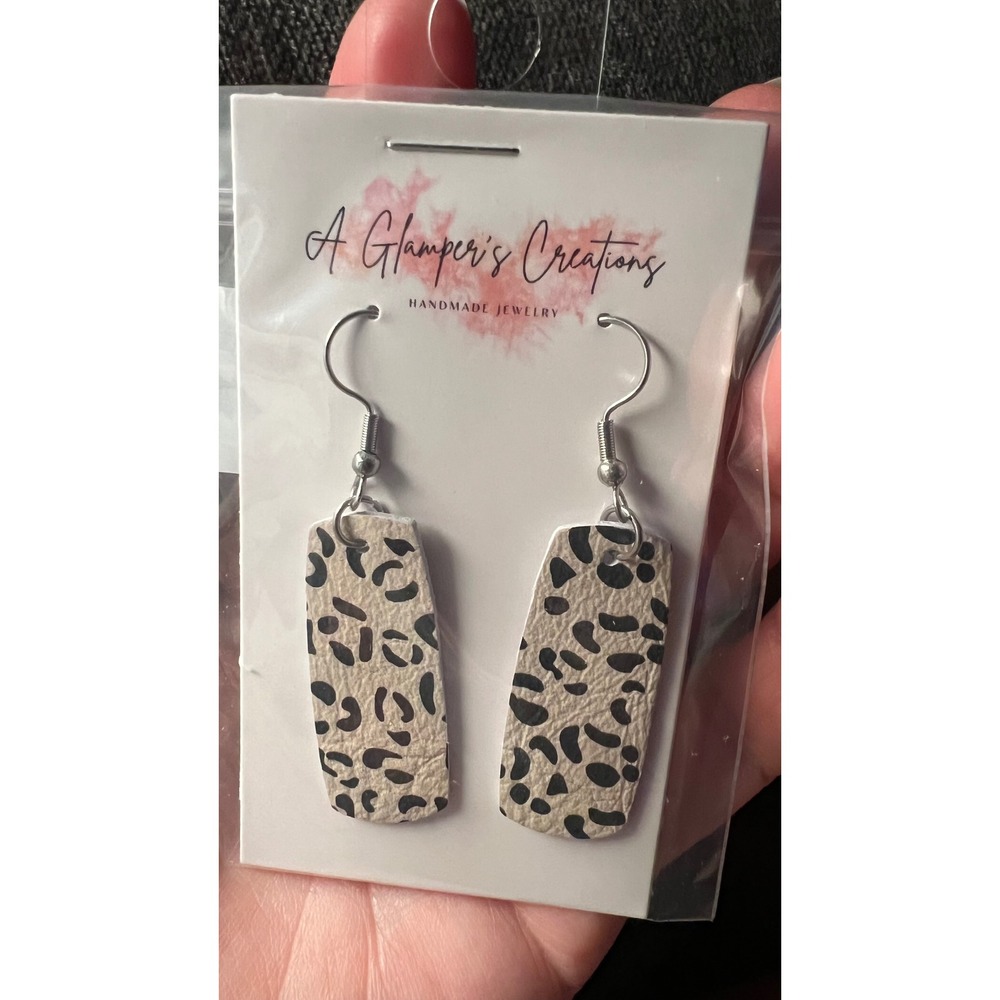 A Glamper's Creations Earrings Womens OS Tan Leopard New Mini Bar Leather Dangle